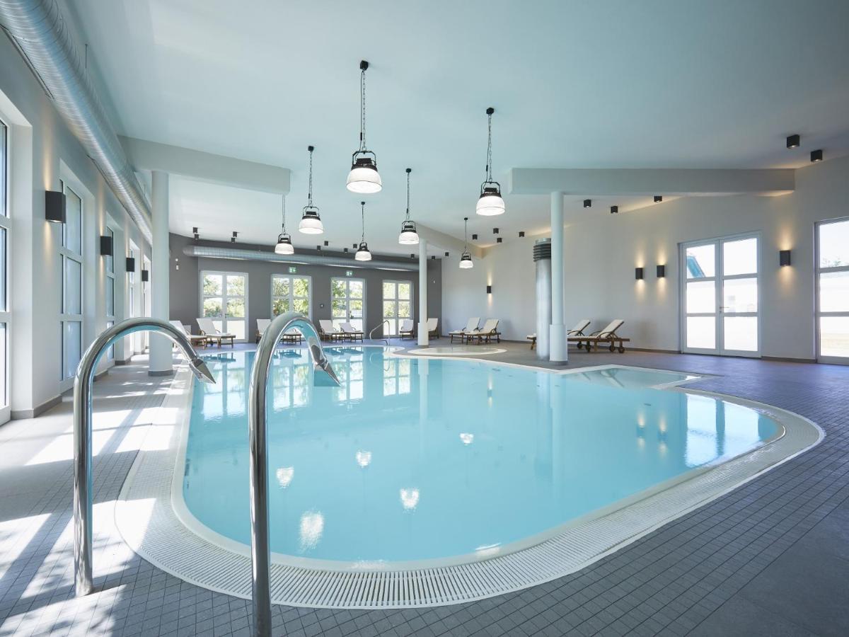 Reetland Am Meer - Premium Reetdachvilla Mit 3 Schlafzimmern, Sauna Und Kamin E05 Дранске Екстер'єр фото